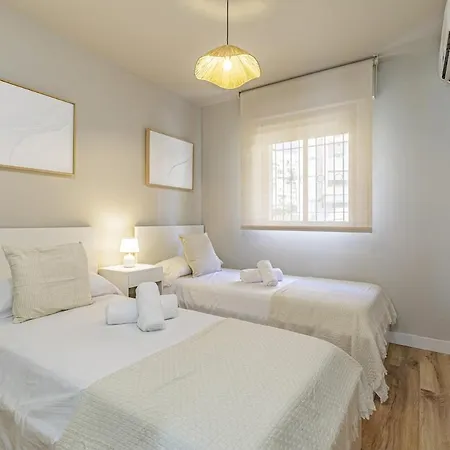 Spacious Townhouse In